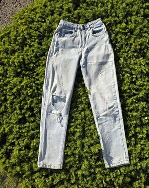 Cotton On Streach Mom Distressed Jean Size 4